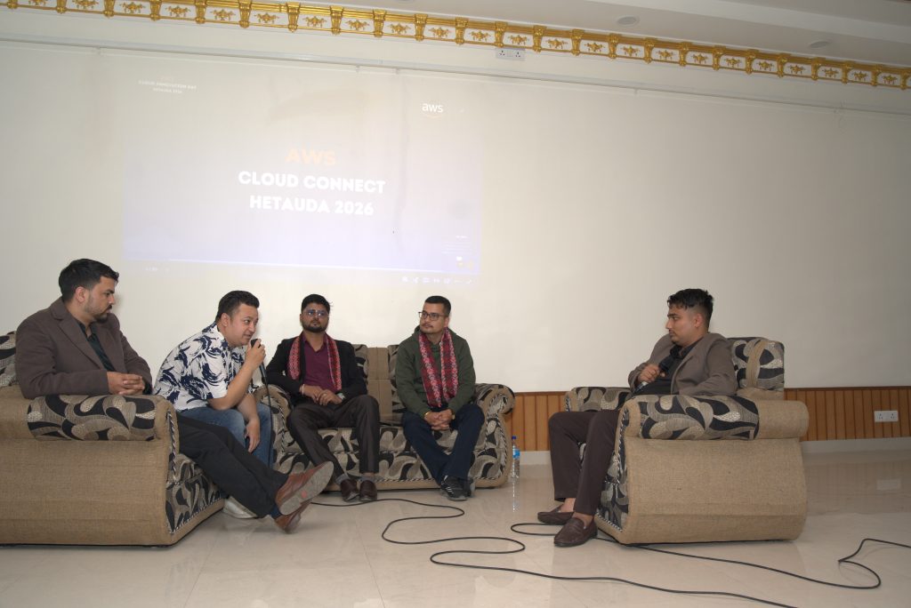 How to Grow Tech in Hetauda विषयमा प्यानल छलफल गर्दै प्रविधि विज्ञहरू