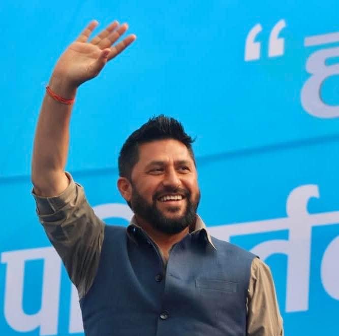 चितवन-२ मा रवि लामिछानेको एकलौटी अग्रता: १० हजारभन्दा बढी मतका साथ पहिलो स्थानमा